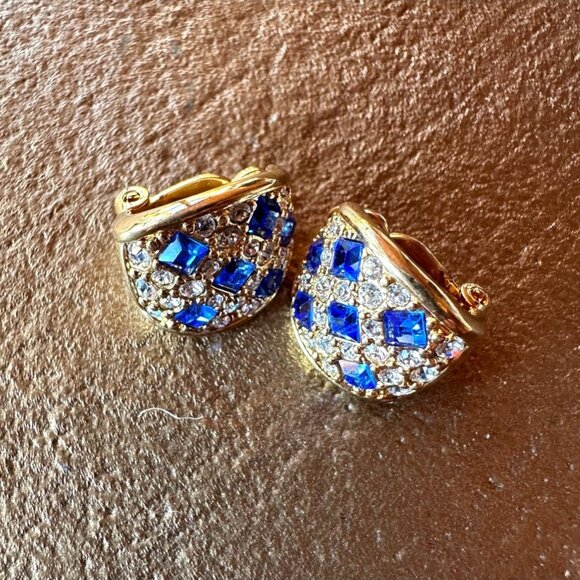 Vintage Swarovski Gold-Tone Clip-On Earrings Blue Clear Crystals Huggie Hoop - Picture 8 of 9